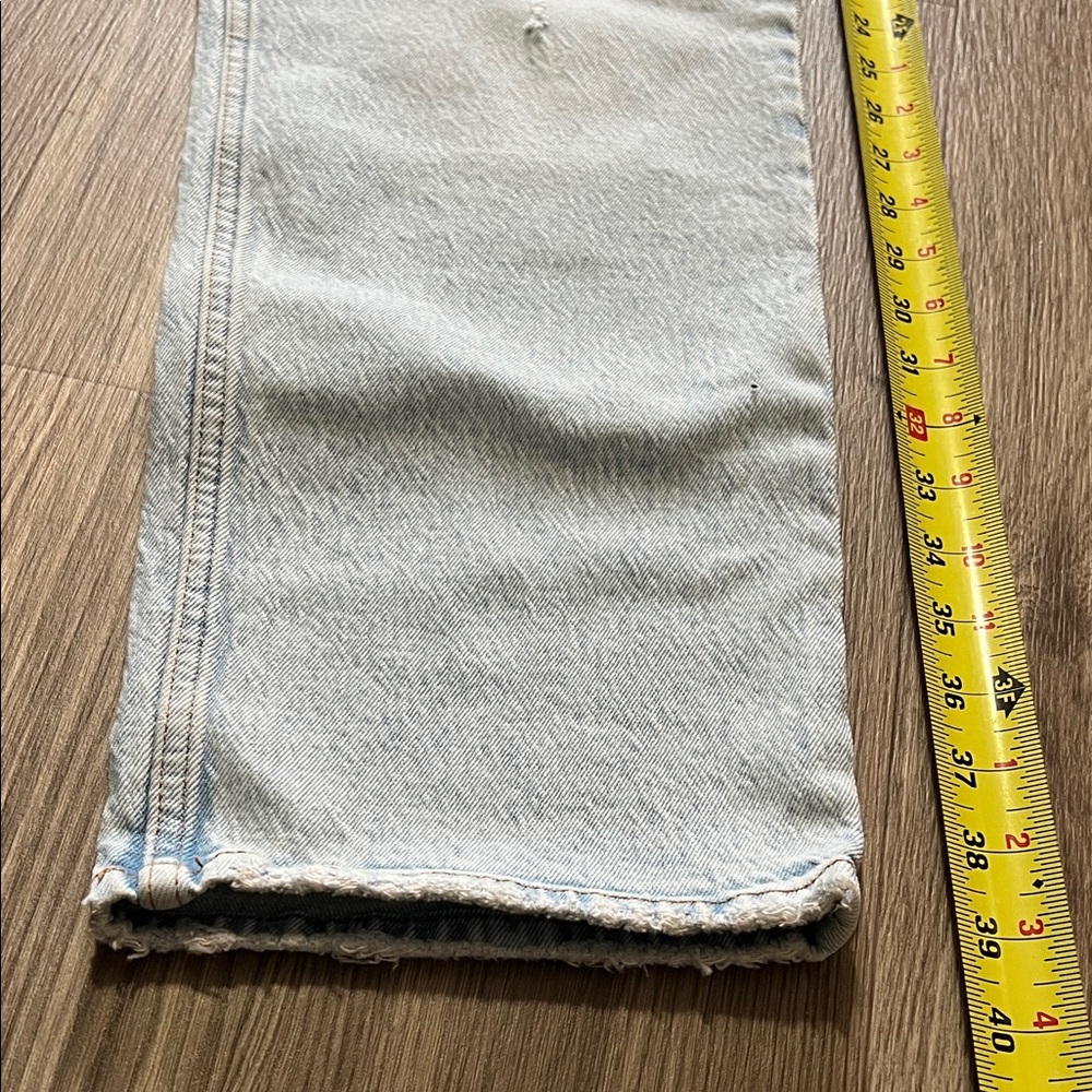NWT Abercrombie & Fitch Women’s “the ‘90s Straight Ultra High Rise” Light Wash - Picture 4 of 12